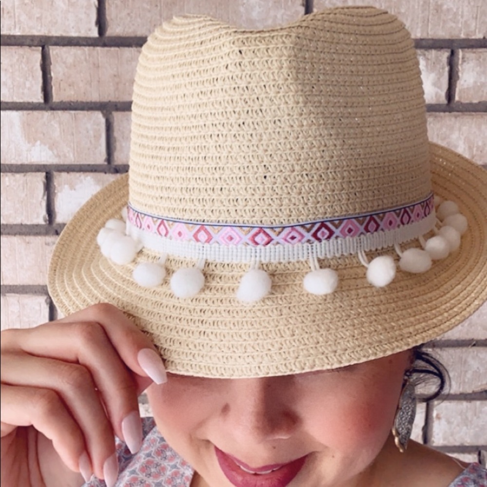 🌻Cream/White Fedora Hat✨